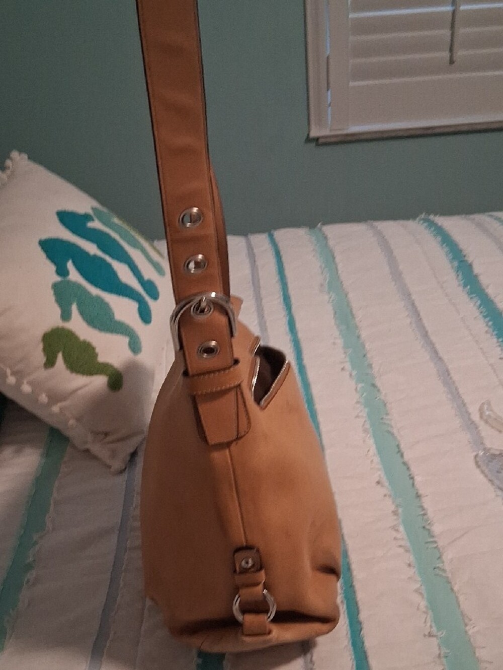 Coach Tan Leather Crossbody Shoulder Bag Authentic.  See All Pics . As Is - Picture 4 of 16